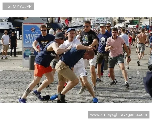 运动文化符号视角下足球流氓现象与CBA球迷文化的互动与发展研究